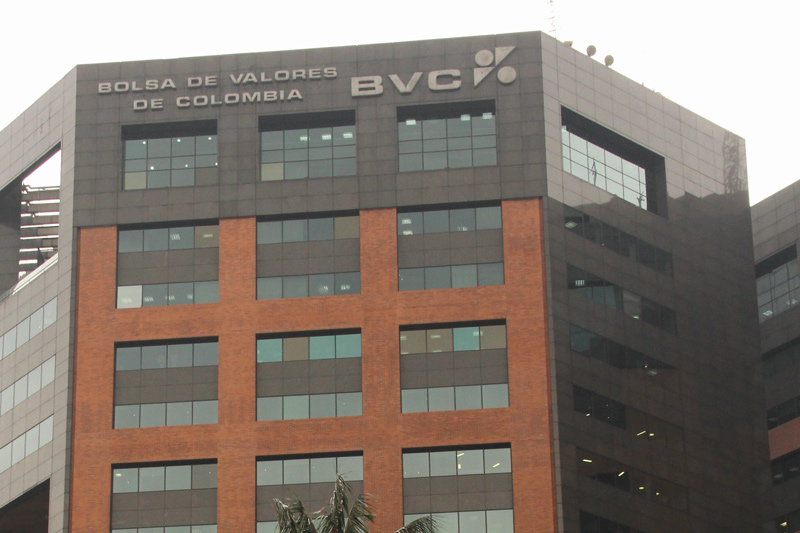 Las bolsas de valores de Colombia cerraron con caídas; el COLCAP perdió un 1.94%